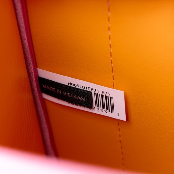 MARC JACOBS CANDY PINK SMALL LEATHER THE TOTE BAG ** NWT ** - Picture 7 of 7